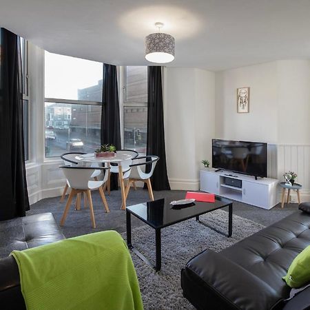 02 Springfield - Sleeps 6 Apartment Blackpool Ngoại thất bức ảnh