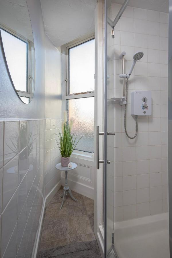 02 Springfield - Sleeps 6 Apartment Blackpool Ngoại thất bức ảnh